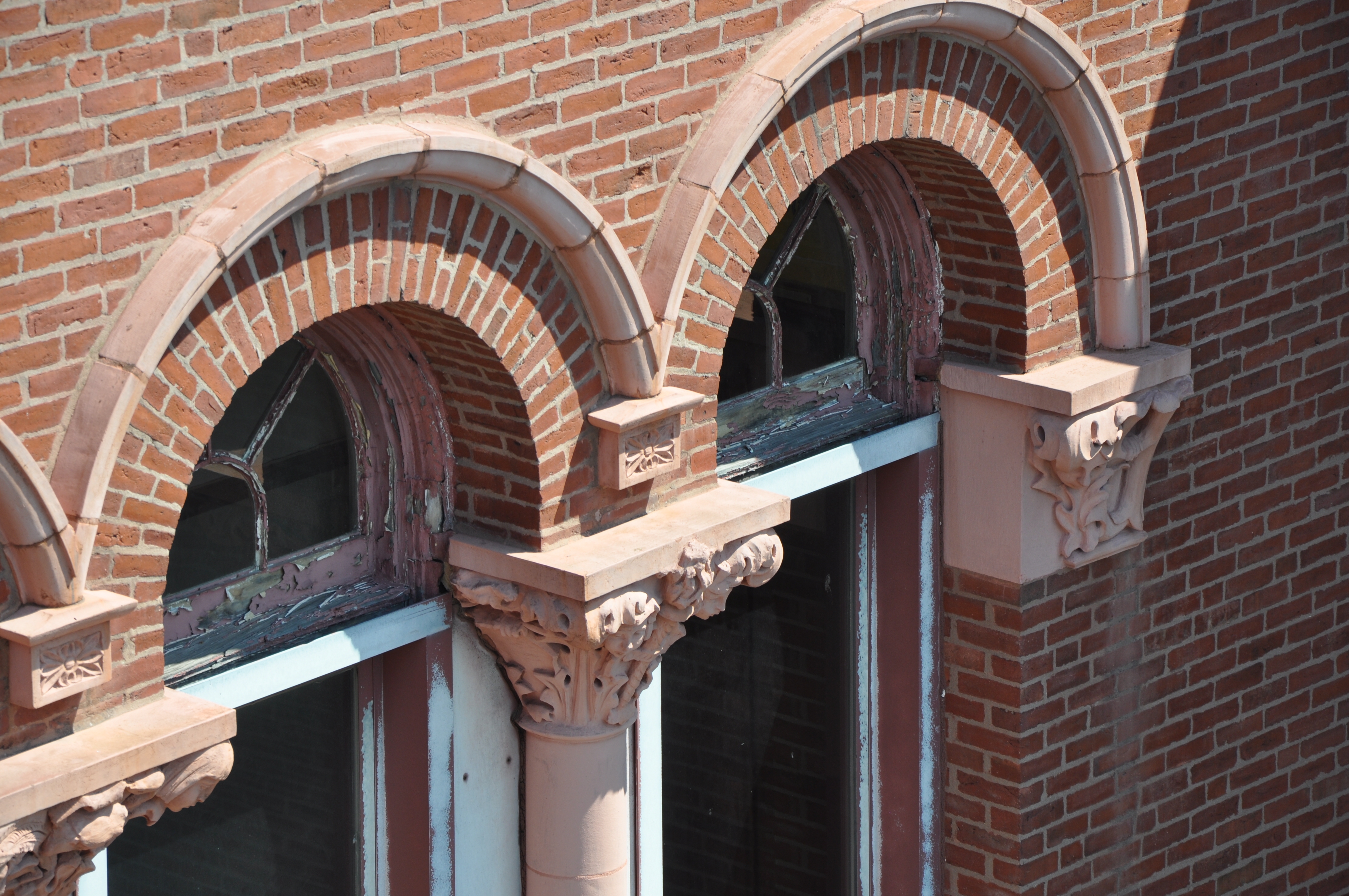 the existing Somerville High School arches