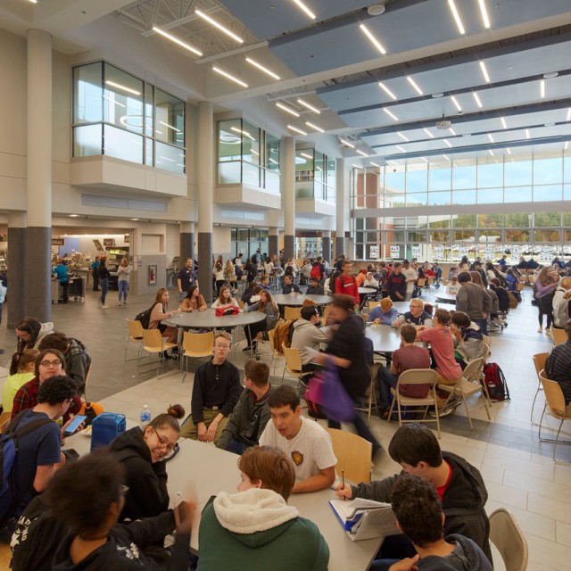 Crowded dining commons in North Middlesex Regional High School in Massachusetts